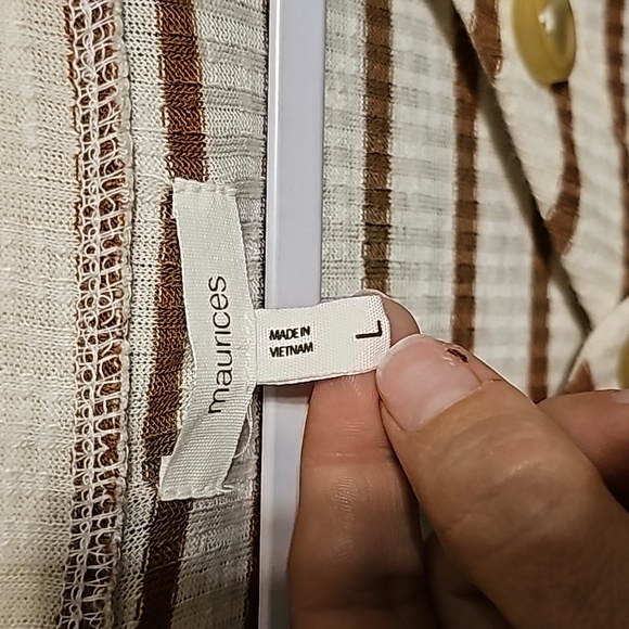 MAURICES womens sz large like new striped long sleeve top. Rust and cream!!! - Picture 5 of 7